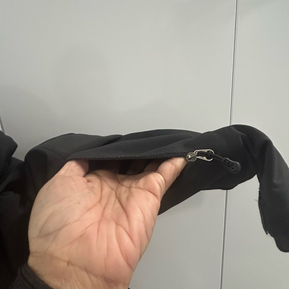 Patagonia Women’s Black Jacket Full Zip, Size Medium - Picture 5 of 8